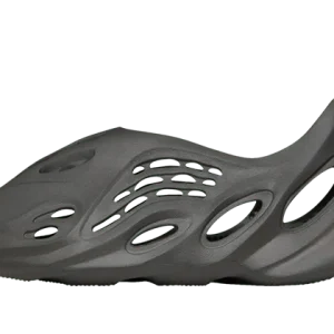 Yeezy Foam RNNR Carbon